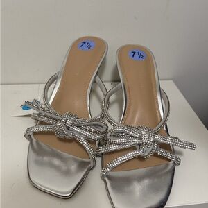 BCBGeneration Silver Rhinestone Knot Slide Sandals Brand New w Tags Never Worn